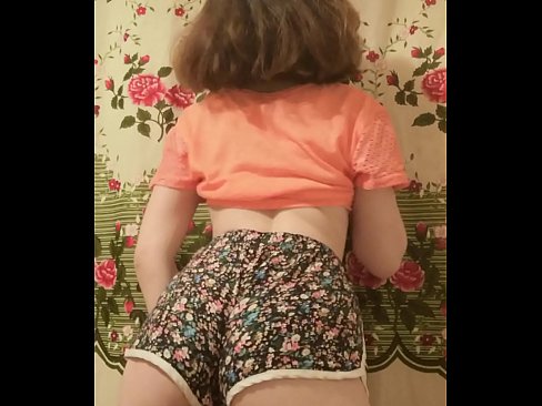 ❤️ Sexy ung babe tar av seg shortsen på kamera ❤️ Superporno på porno no.hentai-id-tv.ru